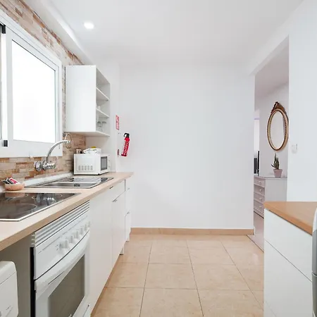 C34 Cosy 4 Bdr Close To Maria Zambrano Malaga